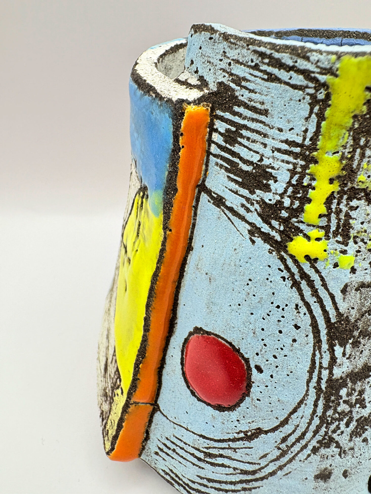 Altered vessel with orange - Image 2