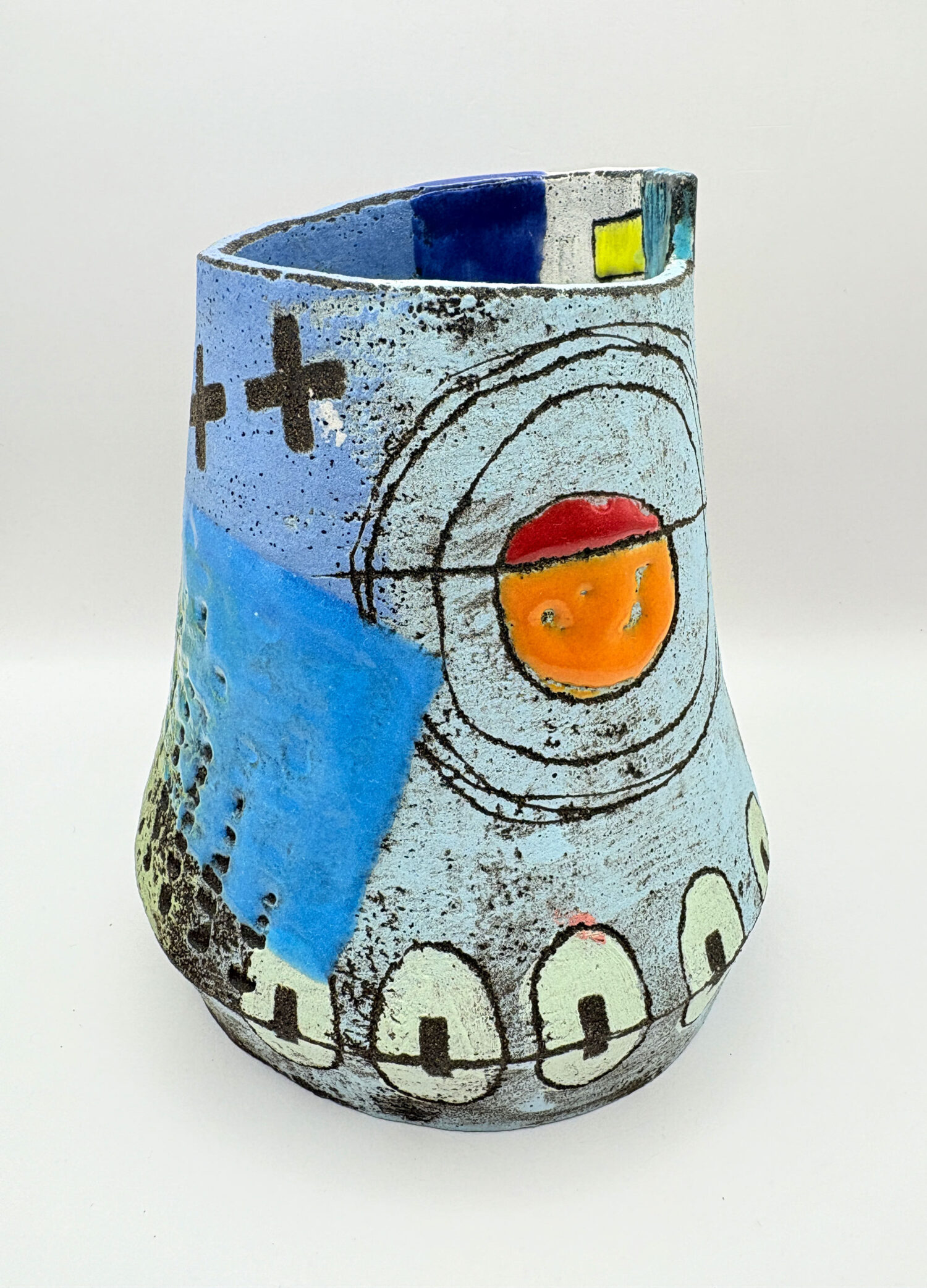 blue vessel with green circle