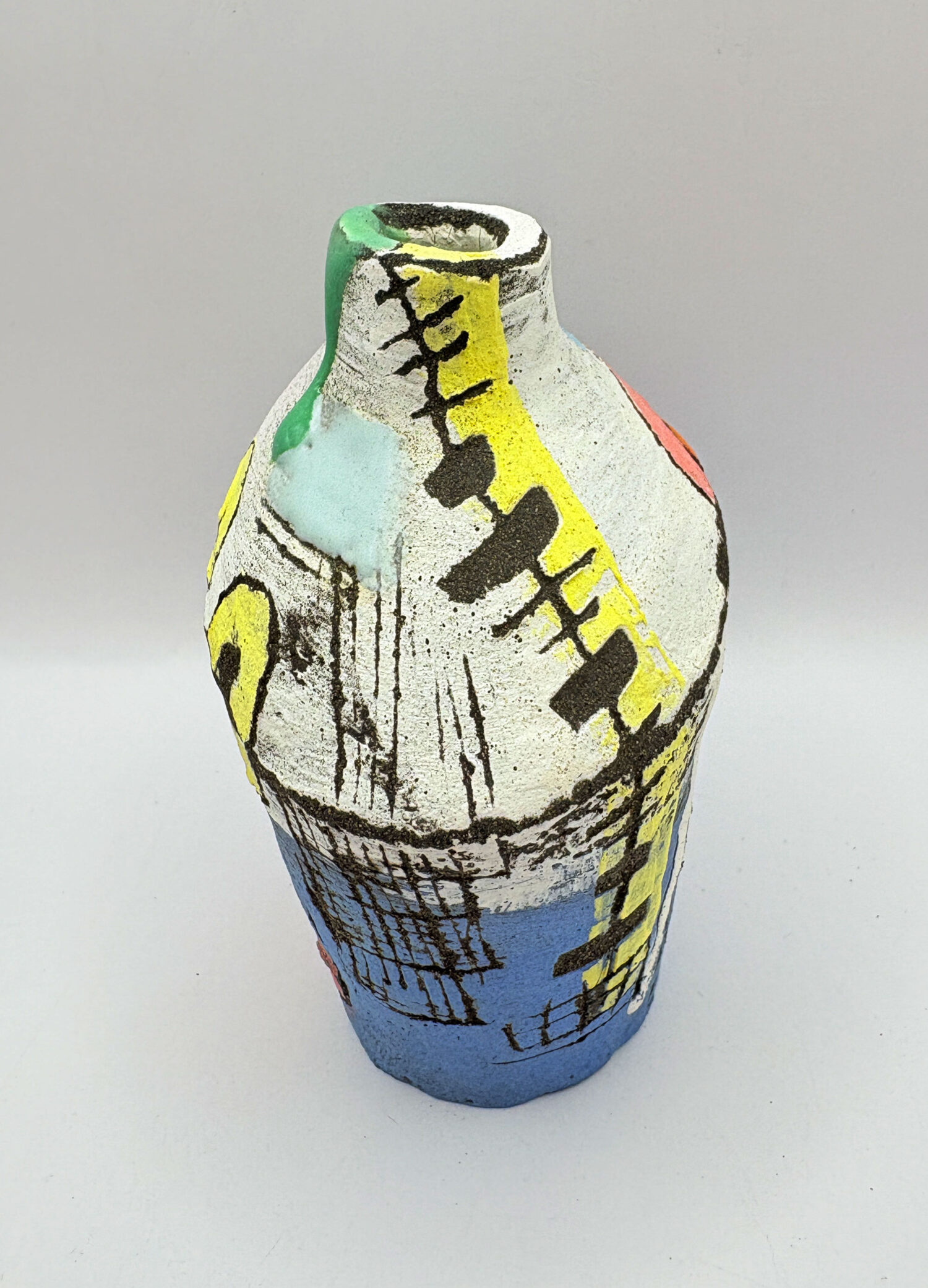 Small bottle with red circle - Image 4
