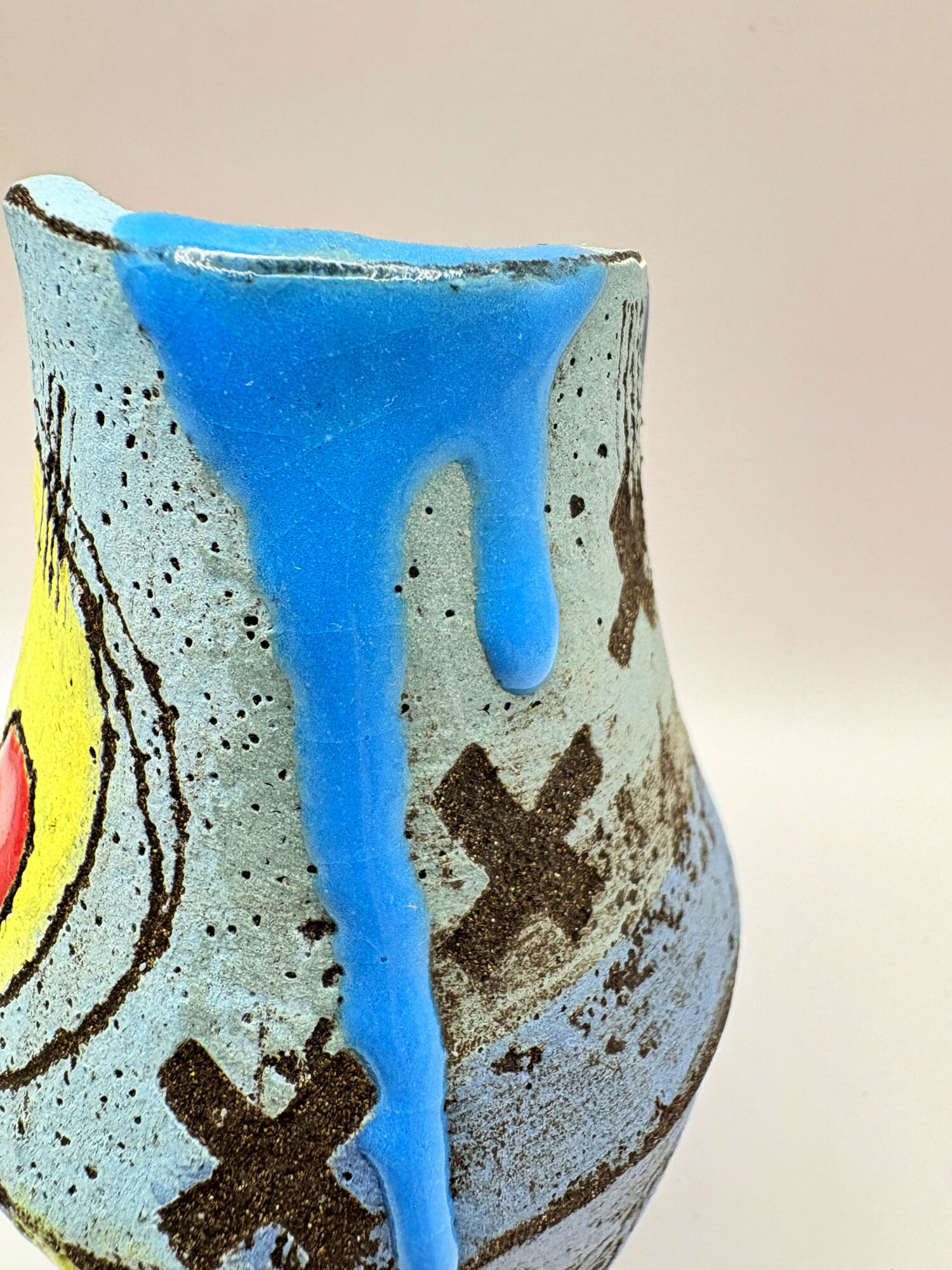 Small altered vessel with yellow sun - Image 2