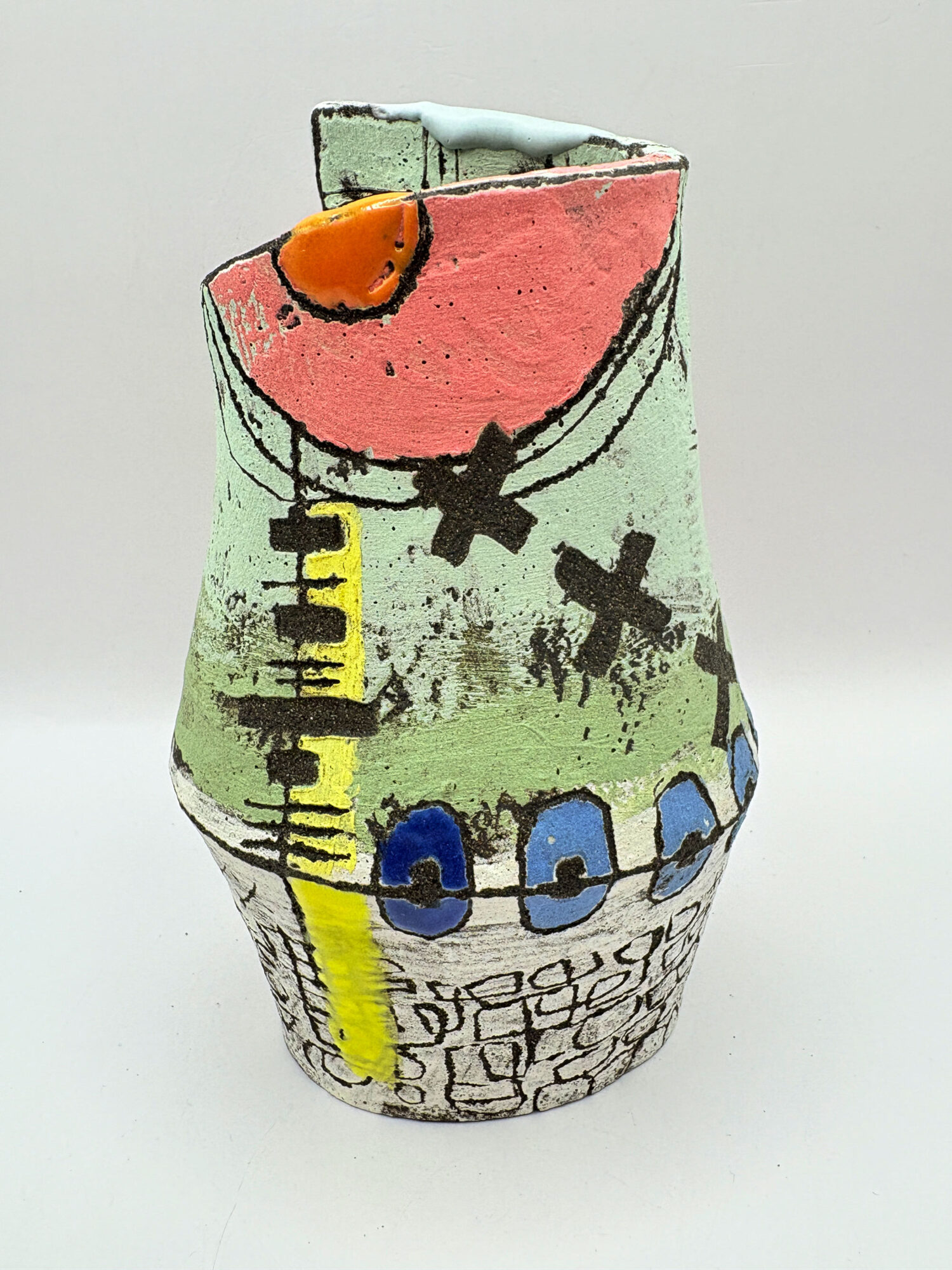 Green vessel with yellow - Image 6